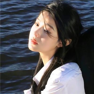 在微尘中漫舞